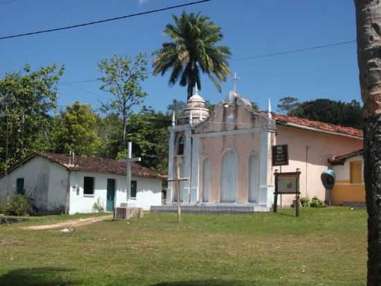 IGREJA EM BARROQUINHA - NILO PEANHA-FOTO:DALVO QUEIROZ PEREIRA - NILO PEANHA - BA