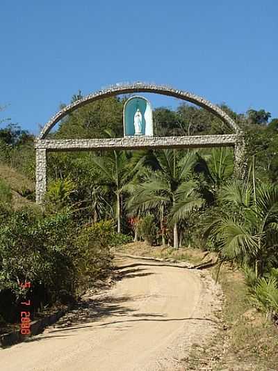 ENTRADA DA GRUTA POR NLIO BIANCO - RIO FORTUNA - SC