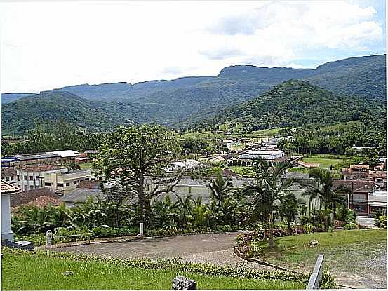 RODEIO-SC-VISTA PARCIAL DA CIDADE-FOTO:CARLOS C. NASATO - RODEIO - SC