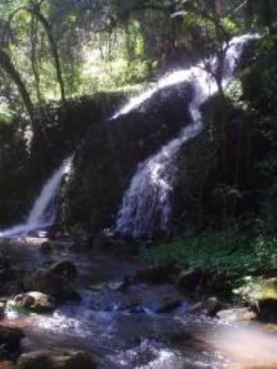 CASCATA EM SALTINHO-SC, POR JULIA MAGRI - SALTINHO - SC