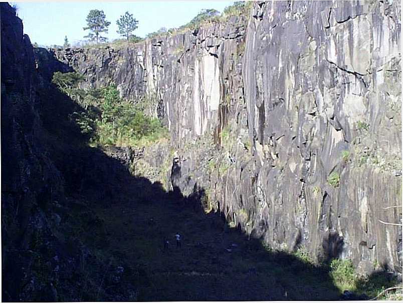 BRITADOR DA BRICOM EM SANTA CECLIA - SC - SANTA CECLIA - SC