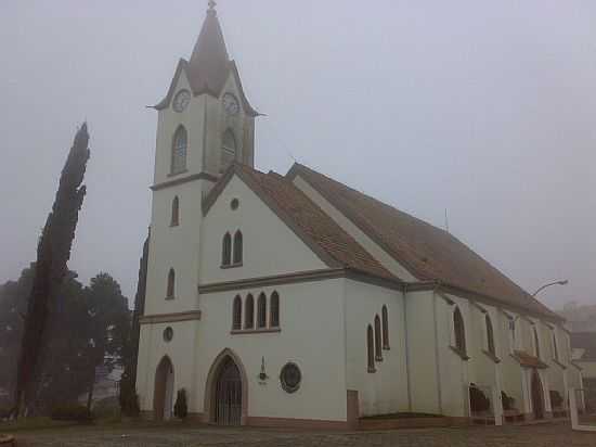 SO BENTO DO SUL-SC-IGREJA LUTERANA-FOTO:MARIS STELLA WOZ - SO BENTO DO SUL - SC