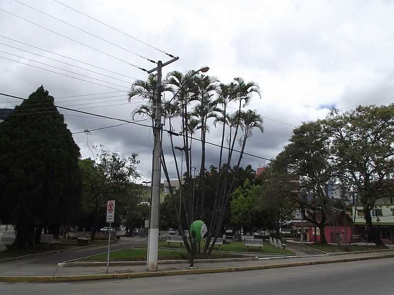  SO JOO BATISTA - CENTRO - PRAA - POR JOS CARMINATTI - SO JOO BATISTA - SC