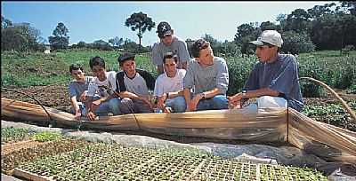 ESCOLA AGRCOLA EM SO JOS DO CERRITO, - SO JOS DO CERRITO - SC