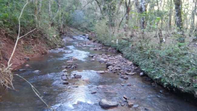 RIO TRAIRAS, POR DIRLEI BENDLIN - SO MIGUEL DA BOA VISTA - SC