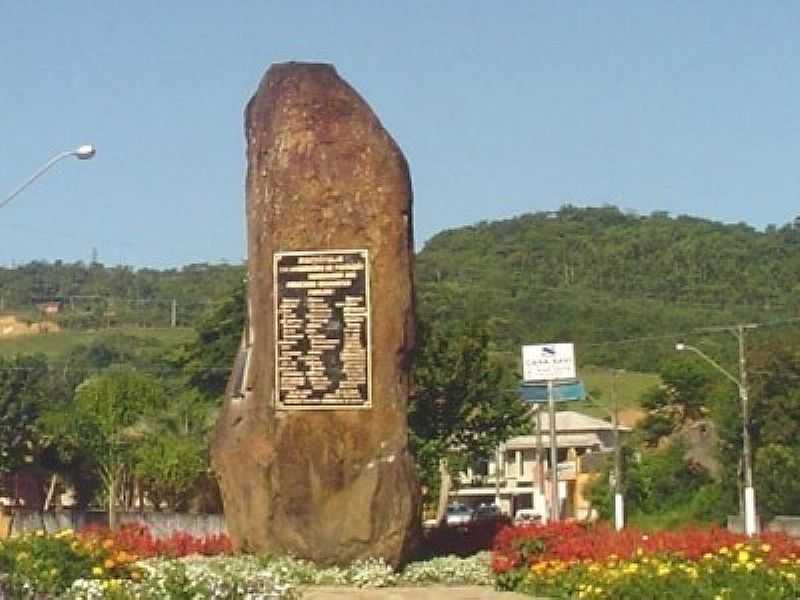 SIDERPOLIS-SC-MONUMENTO DE PEDRA-FOTO:WWW.SIDEROPOLIS.SC.GOV.BR - SIDERPOLIS - SC