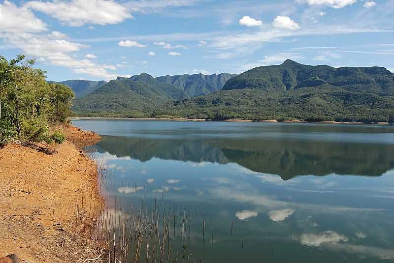 SIDERPOLIS-SC-REPRESA DA BARRAGEM DO RIO SO BENTO-FOTO:MARLON ANTONELLI - SIDERPOLIS - SC