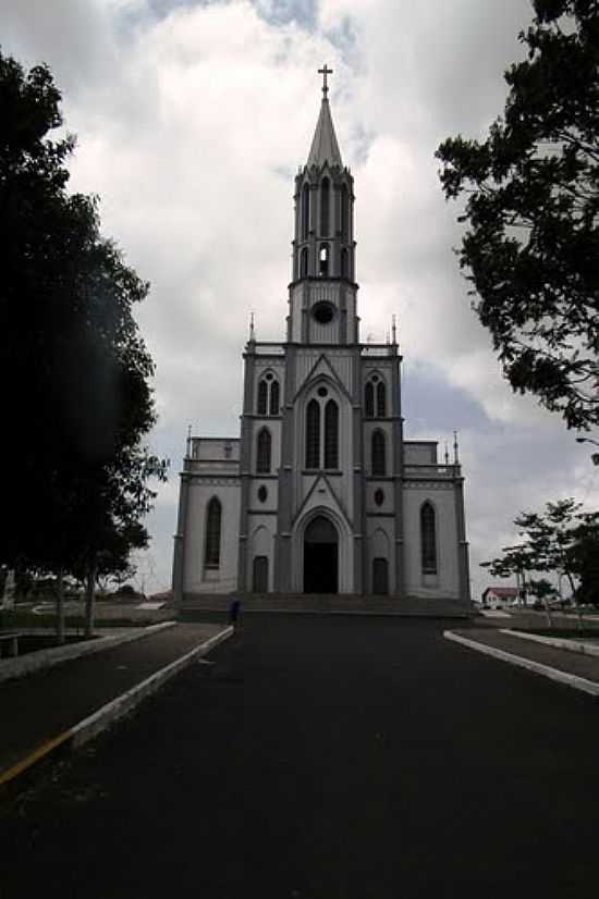 IGREJA MATRIZ DE SANTO ANTNIO DE PDUA EM SOMBRIO-SC-FOTO:@NLIO BIANCO@ - SOMBRIO - SC