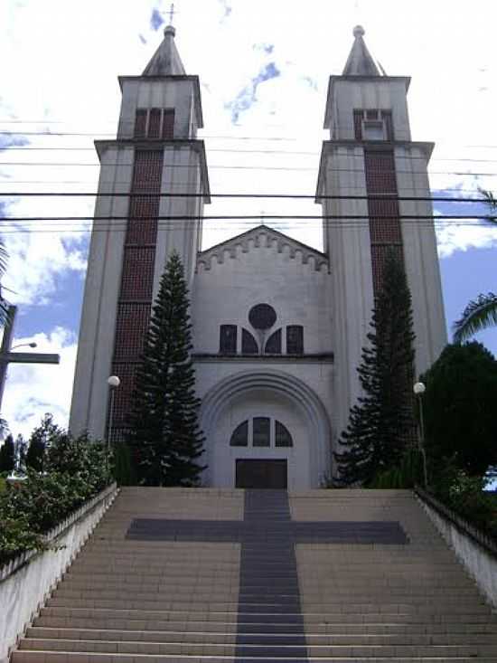 IGREJA CATLICA EM TAI-FOTO:ANGELO CARLOS RONCHI - TAI - SC