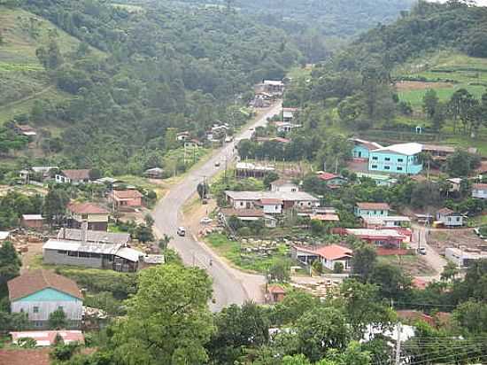 ENTRADA DA CIDADE DE TANGAR-SC-FOTO:RICARDOHOSSOE - TANGAR - SC