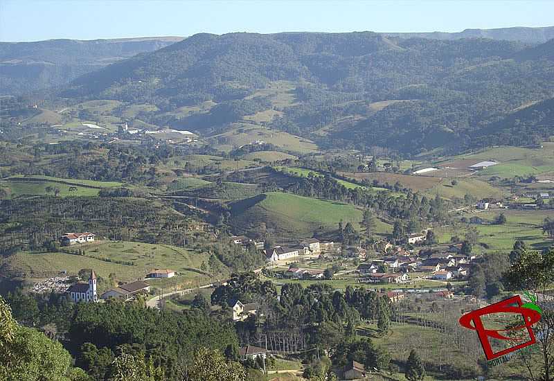 VISTA DO DISTRITO DE TAQUARAS - PRAA TEFILO SCHTZ - TAQUARAS - SC