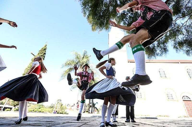 IMAGENS DE TREZE TILIAS - SC - TREZE TLIAS - SC