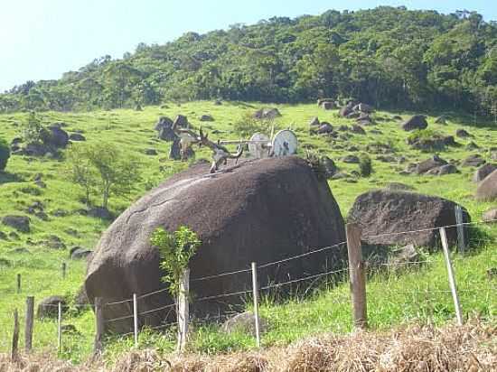 TUBARO-SC-CARROA FANTASMA NA LOCALIDADE DE SANGA DA AREIA-FOTO:JOS CARMINATTI  - TUBARO - SC