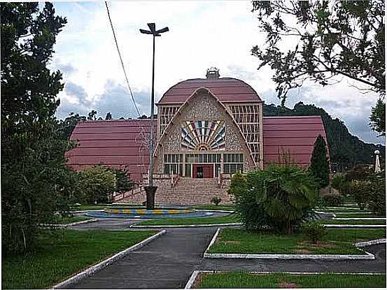 IGREJA MATRIZ DE N.SRA.ME DOS HOMENS EM URUBICI-FOTO:SILVIA SCHUMA - URUBICI - SC