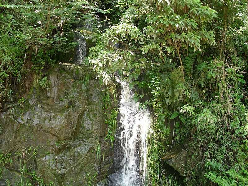 URUSSANGA-SC-CACHOEIRA BELVEDERE-FOTO:JOS CARMINATTI - URUSSANGA - SC