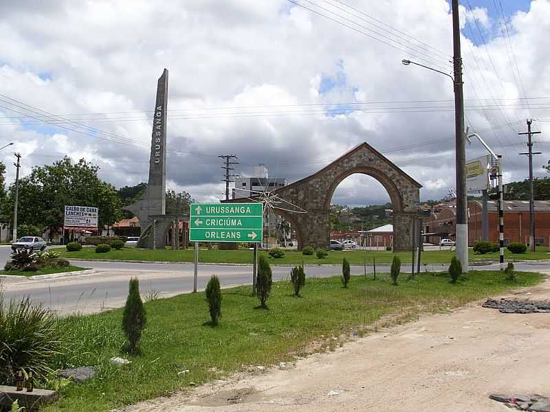 URUSSANGA-SC-PRTICO DE ENTRADA DA CIDADE-FOTO:JOS CARMINATTI - URUSSANGA - SC