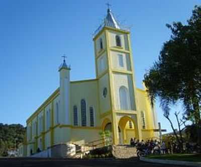 IGREJA-FOTO:AURI BRANDO  - VARGEO - SC