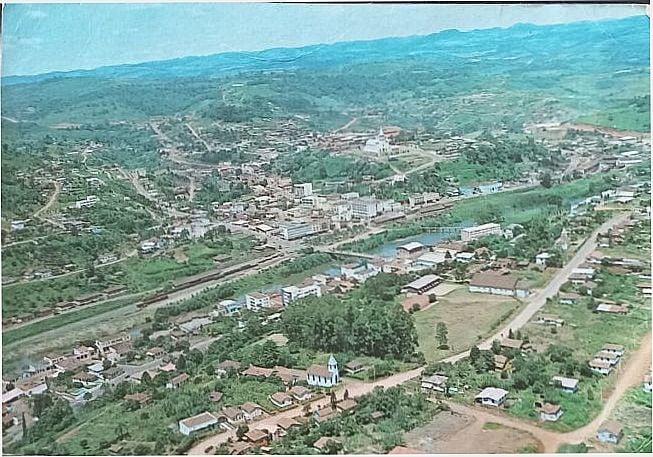 POR LEONILDA GUZZI - VIDEIRA - SC