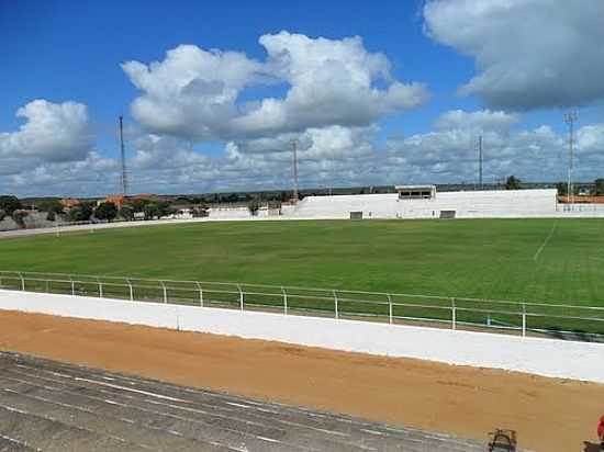 ESTDIO BISCARDO EM NOVA SOURE-FOTO:SANTANA FRANA - NOVA SOURE - BA