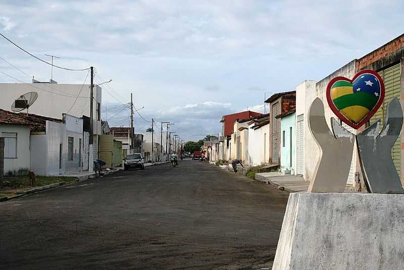 CAMPO DO BRITO-SE-RUA DA CIDADE-FOTO:SITEDOBARETA.COM.BR - CAMPO DO BRITO - SE