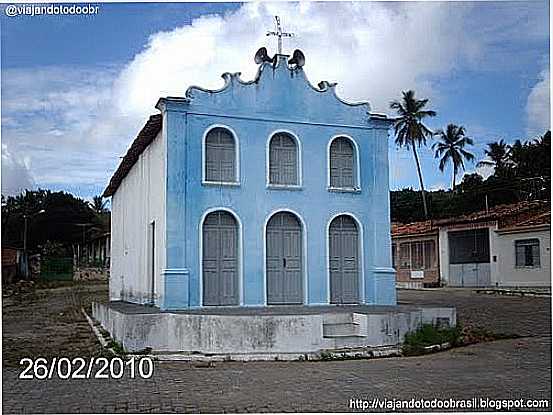 IGREJA FAMLIA ESPRITO SANTO-FOTO:SERGIO FALCETTI - GENERAL MAYNARD - SE