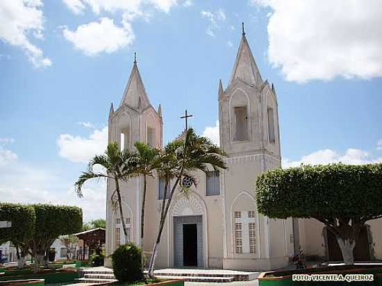 IGREJA MATRIZ DE N.SRA.DA PIEDADE EM GRACHO CARDOSO-SE-FOTO:VICENTE A. QUEIROZ - GRACCHO CARDOSO - SE