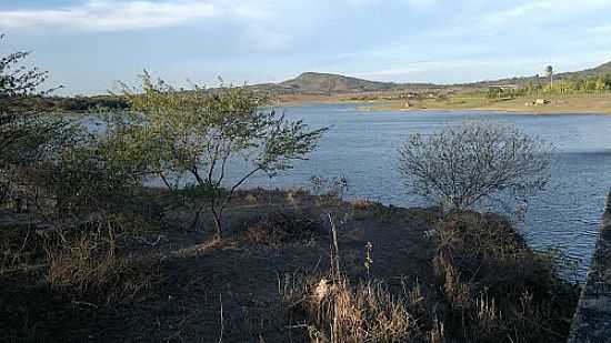 BARRAGEM DE JAPARECICA NO POVOADO DE AGROVILA EM ITABAIANA-SE-FOTO:MARCOS_MBS2012 - ITABAIANA - SE