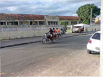 COLGIO FELISBELO FREIRE-FOTO:MARCOS ROGRIO TELES  - ITAPORANGA D'AJUDA - SE
