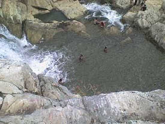 CACHOEIRA-FOTO:DLANDAHL - MACAMBIRA - SE