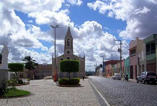 PRAA E MATRIZ DE N.SRA.DA GLRIA-FOTO:CONSTANTINO LAGOA - NOSSA SENHORA DA GLRIA - SE