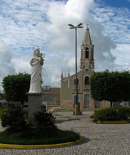 PRAA, IGREJA E IMAGEM DE N.SRA.DA GLRIA EM NOSSA SENHORA DA GLRIA-SE-FOTO:MAXELL10 - NOSSA SENHORA DA GLRIA - SE