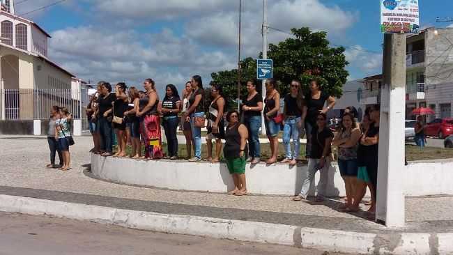 OLINDINA HUMILDE CIDADE MAIS  TUDO DE BOM O LUGAR,MAIS TA LINDA., POR MIGUEL - OLINDINA - BA