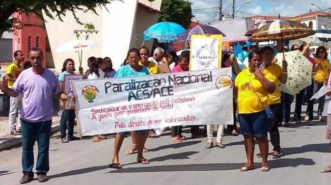 OLINDINA HUMILDE CIDADE MAIS  TUDO DE BOM O LUGAR,MAIS TA LINDA., POR MIGUEL - OLINDINA - BA