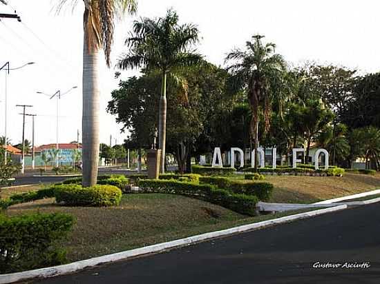 ENTRADA DA CIDADE DE ADOLFO-FOTO:GUSTAVO_ASCIUTTI - ADOLFO - SP