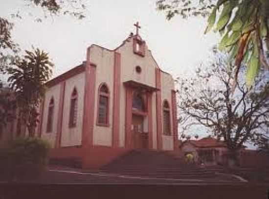 IGREJA EM AGISSE-FOTO:USERS.FEMANET. - AGISSE - SP