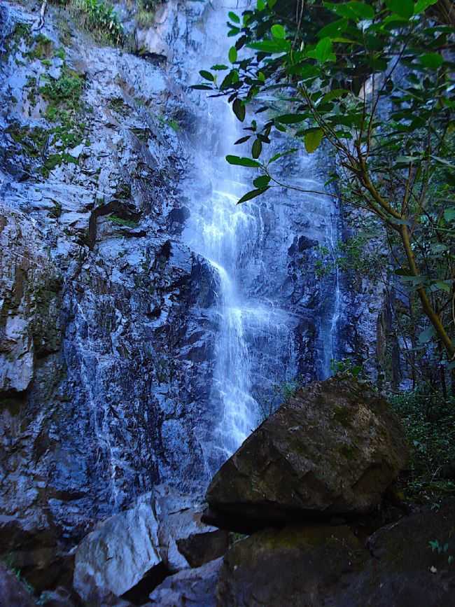 CACHOEIRA DO BUGIO, POR MARCIO ROVER - GUAS DA PRATA - SP