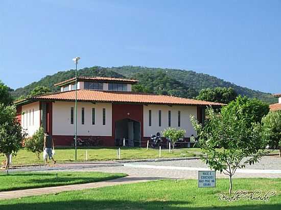 MERCADO MUNICIPAL DE OLIVEIRA DOS BREJINHOS POR RSOUND - OLIVEIRA DOS BREJINHOS - BA