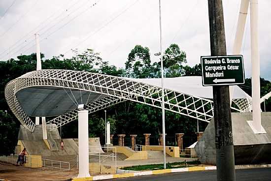 PISTA DE SKATE EM GUAS DE SANTA BRBARA-FOTO:ZEKINHA - GUAS DE SANTA BRBARA - SP