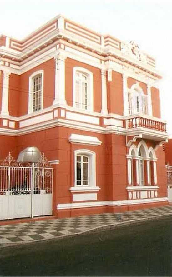 ESPAO HISTRICO PLNIO MACHADO CARDIA MUSEU E CASA DE CULTURA DE AGUDOS
FOTO OLHO D'AGUA - AGUDOS - SP