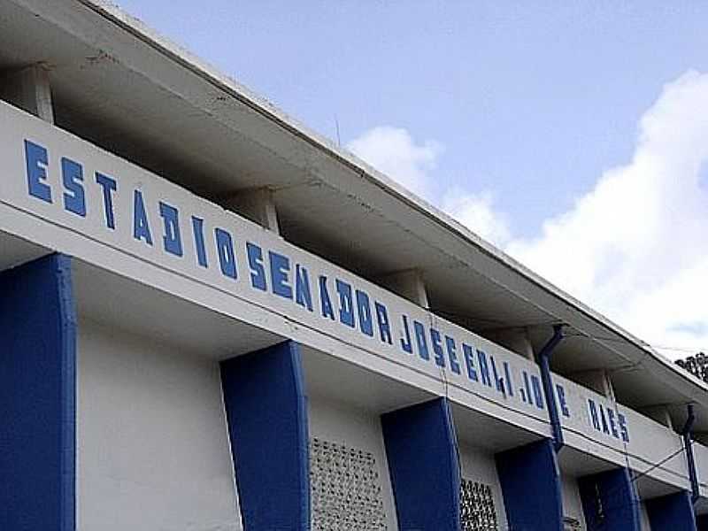 ALUMNIO-SP-FACHADA DO ESTDIO DE FUTEBOL-FOTO:JOGOSPERDIDOS - ALUMNIO - SP