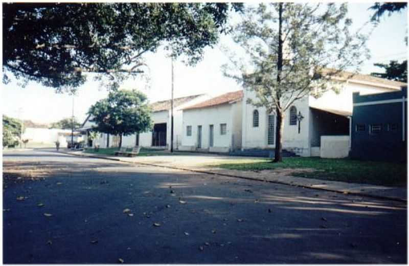 ANDES-SP-REA DA ESTAO FERROVIRIA-FOTO:RALPH M. GIESBRECHT - ANDES - SP