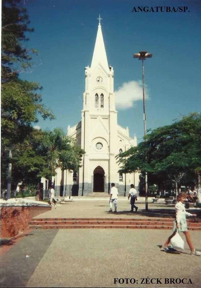 IGREJA MATRIZ DE ANGATUBA -  POR ZCK BROCA GUARATINGUET/SP. - ANGATUBA - SP