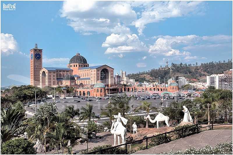 APARECIDA-SP-MORRO DO PRESPIO E BASLICA-FOTO:WILSON HOUCK JNIOR - APARECIDA - SP