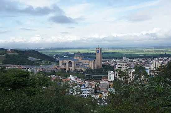 VISTA PARCIAL DA CIDADE DE APARECIDA-FOTO:PAULO YUJI TAKARADA - APARECIDA - SP