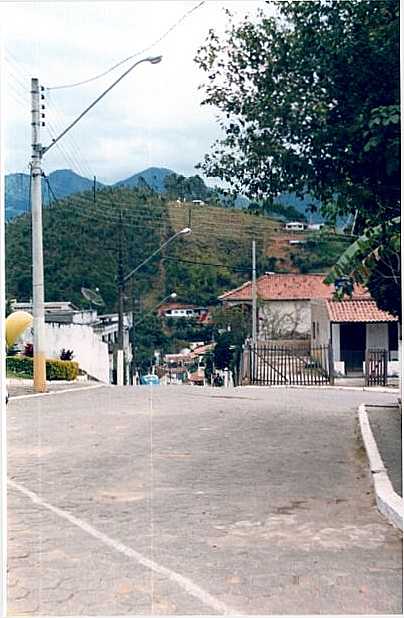 SERRAS E PAZ NA CIDADE, POR JIOVANHE SANTANA - ARAPE - SP