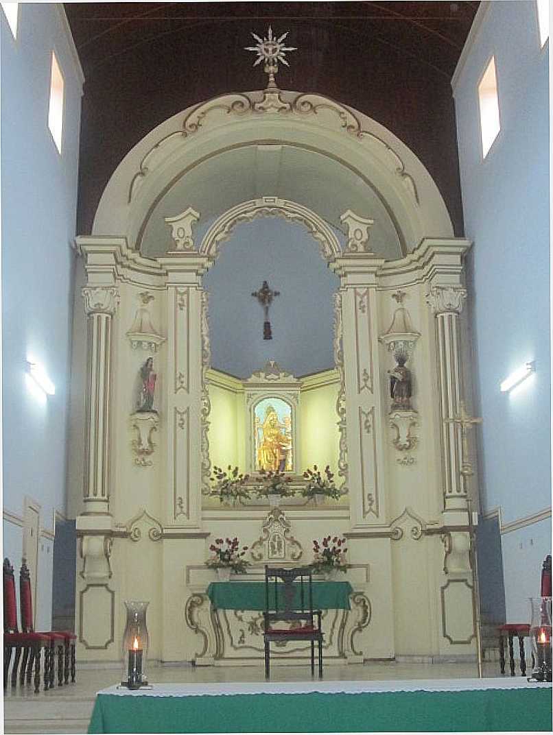 AREIAS-SP-ALTAR DA MATRIZ DE SANTANA-FOTO:EUGENIO C. NICOLAU - AREIAS - SP