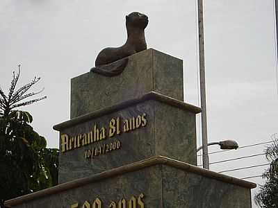 MONUMENTO-FOTO:JOO LUIZ BIZARI - ARIRANHA - SP