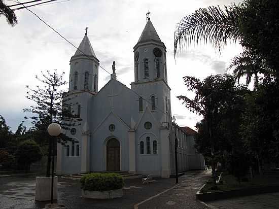 IGREJA MATRIZ DE SO SEBASTIO EM AVA-FOTO:WILSON ALCARAS - AVA - SP