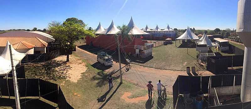 LOCAL DE EVENTOS ONDE SE REALIZA A FESTA DO PEO EM BACURITI - SP - BACURITI - SP