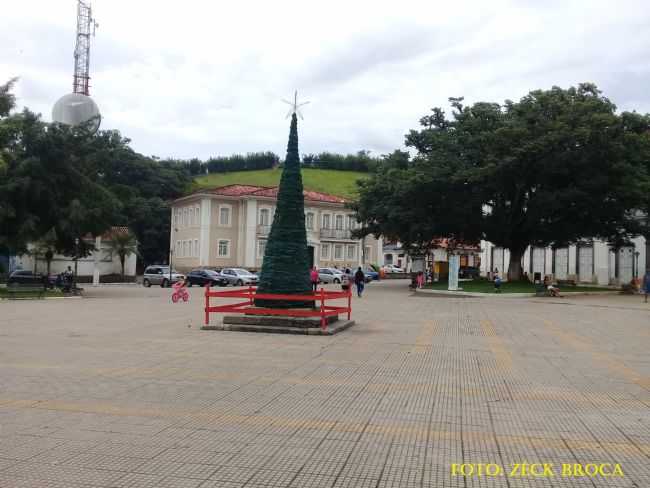 PRAA DO OBELISCO - PRAA RUBIO JNIOR, POR ZCK BROCA - BANANAL - SP